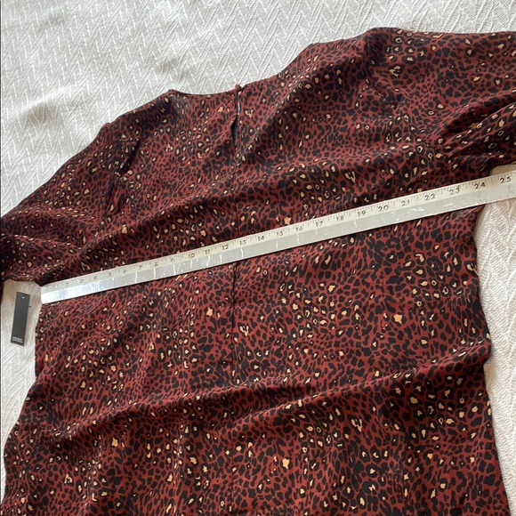 Cure New With Tags Rust Leopard Print Blouse With Sheer Mesh Crochet Neckline - Picture 13 of 15